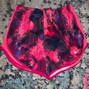 NIKE DriFit Tempo Running Shorts size medium